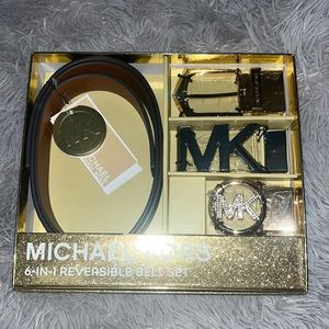 Michael kors interchangeable belt. Never worn.